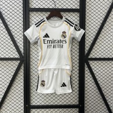 Real Madrid Kinder Sets 25/26